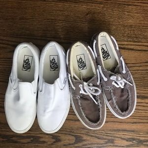 2 pair of men’s 7.5/women’s 9 Vans. Some wear.
